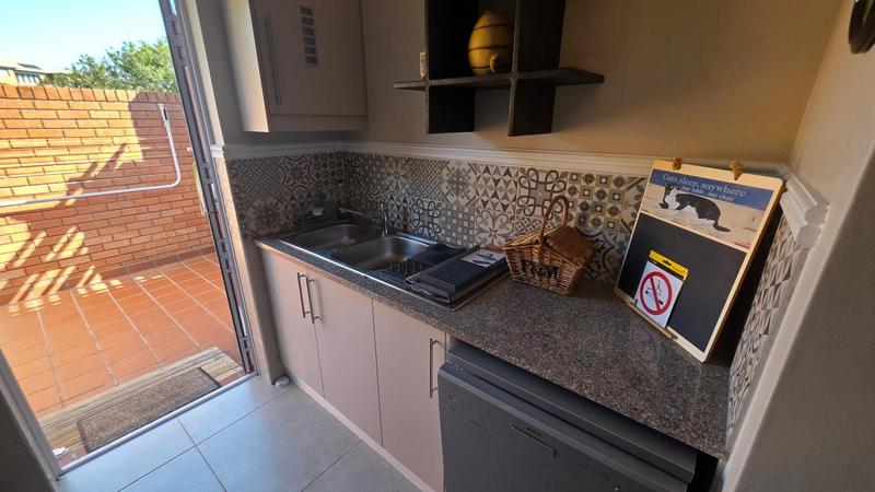 3 Bedroom Property for Sale in Dolphin Creek Golf Estate Western Cape